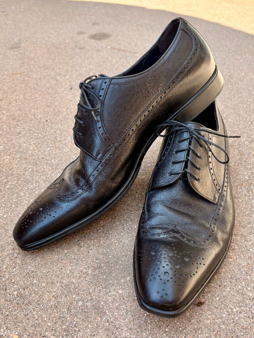 a. testoni |  Men's Wingtip Oxford Dress Shoes (Black)